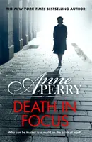 Smrť v ohnisku (Elena Standishová, kniha 1) - Death in Focus (Elena Standish Book 1)
