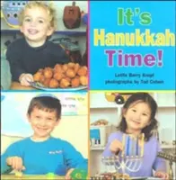 Je čas Chanuky! - It's Hanukkah Time!