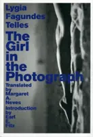 Dievča na fotografii - The Girl in the Photograph