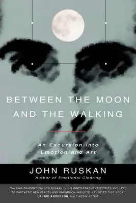 Medzi Mesiacom a kráčaním - Between The Moon and The Walking