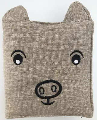 Priateľské tváre: Na farme (vydanie z roku 2020): Prvá mäkká kniha pre bábätko - Friendly Faces: On the Farm (2020 Edition): Baby's First Soft Book