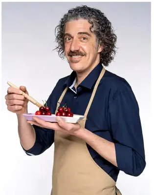 Giuseppeho talianske pečivo: Viac ako 60 klasických koláčov, dezertov a slaných koláčov - Giuseppe's Italian Bakes: Over 60 Classic Cakes, Desserts and Savory Bakes