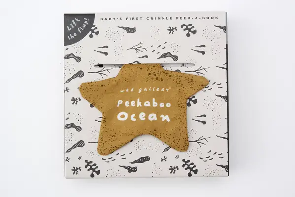 Peekaboo Oceán: Prvá kniha pre bábätká - Zdvihni klapku! - Peekaboo Ocean: Baby's First Crinkle Peek-A-Book - Lift the Flap!