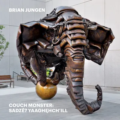 Brian Jungen: Jozef Jungen: Príšera z gauča: Sadzěʔ Yaaghehch'ill - Brian Jungen: Couch Monster: Sadzěʔ Yaaghehch'ill