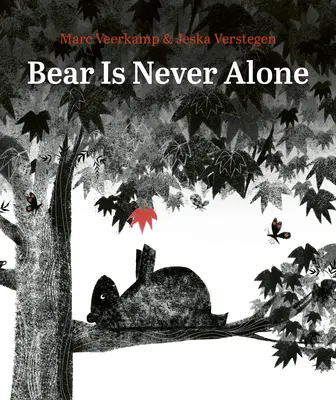 Medveď nie je nikdy sám - Bear Is Never Alone