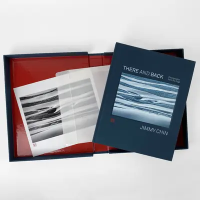 Tam a späť (luxusné podpísané vydanie): Fotografie z okraja sveta - There and Back (Deluxe Signed Edition): Photographs from the Edge