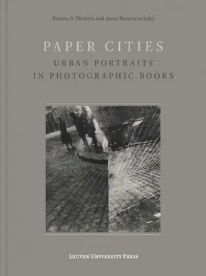 Papierové mestá: Mestské portréty vo fotografických knihách - Paper Cities: Urban Portraits in Photographic Books