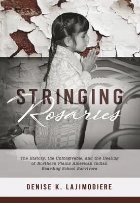 Navliekanie ružencov - Stringing Rosaries